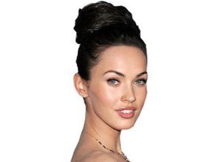Undarleg Megan Fox kemur stanslaust á óvart með skrítnum yfirlýsingum sínum.