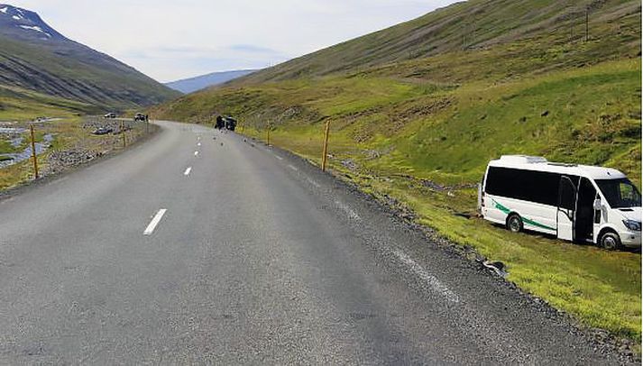 Maðurinn ók á ofsafengnum hraða á óökuhæfu faratæki.