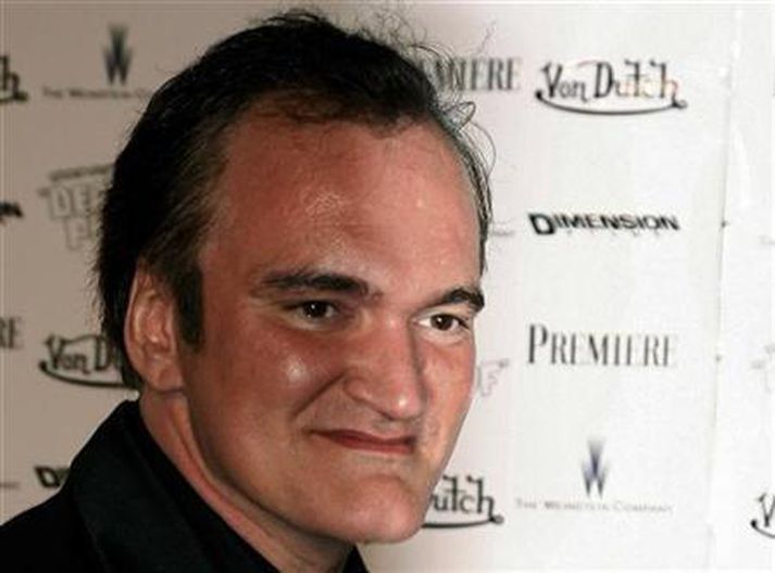 Quentin Tarantino kemur til kynningarfundar vegna myndarinnar í Tokyo.
