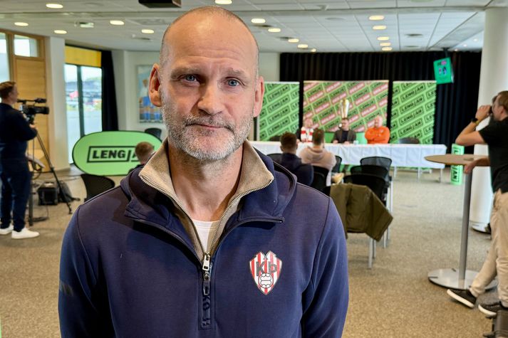 Sigurvin Ólafsson, þjálfari Þróttar.