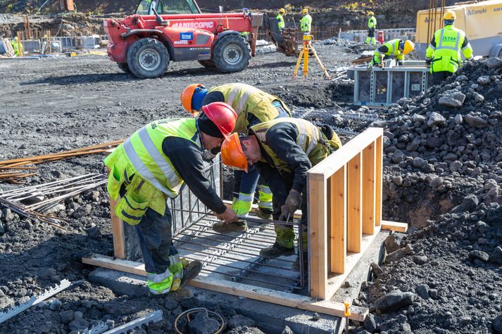Samkvæmt mælingu voru 5.400 einstaklingar á aldrinum 16 til 74 ára atvinnulausir í júní.