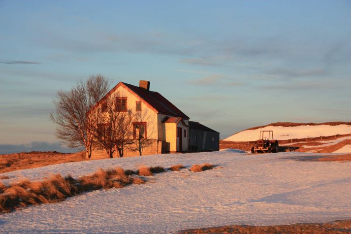 Ekki er leyfilegt að rífa húsið niður og því nauðsynlegt að endurgera.