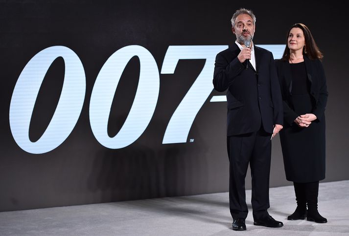 Meðal gagna í lekanum var söguþráður nýrrar myndar um James Bond.