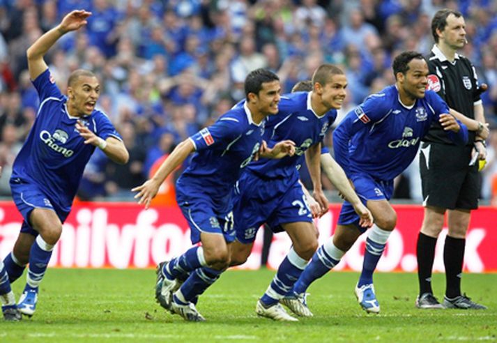 Leikmenn Everton fagna sigrinum