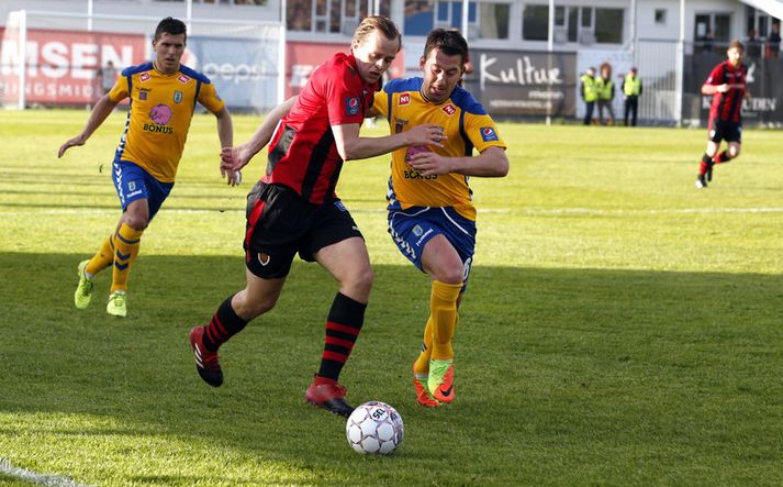 Taskovic í leik með Fjölni gegn sínum gömlu félögum í Víkingi fyrr í sumar.