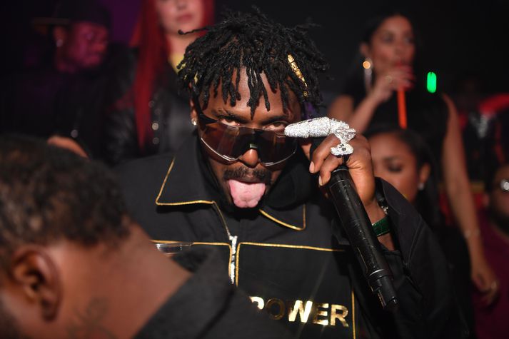 Antonio Brown hefur verið í ruglinu síðan að fótboltaferlinum lauk og jafnvel nokkur ár áður en hann tromtímdi ferlinum.