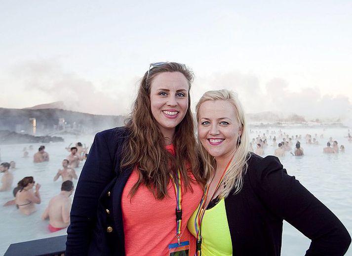 Kærusturnar Eva María og Birna Hrönn eru farnar að bjóða upp á aðstoð við skipulagningu brúðkaups samkynhneigðra á Íslandi í gegnum fyrirtæki sitt Pink Iceland.