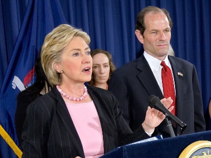 Eliot Spitzer er einn helsti stuðningsmaður Hillary Clinton. Hér eru þau á blaðamannafundi í New York í ágúst 2007.