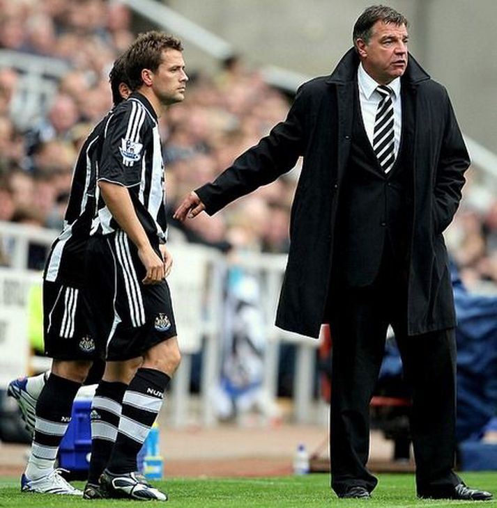 Michael Owen ætti að vera mættur á bekkinn hjá Newcastle um helgina eða þann 2. janúar.