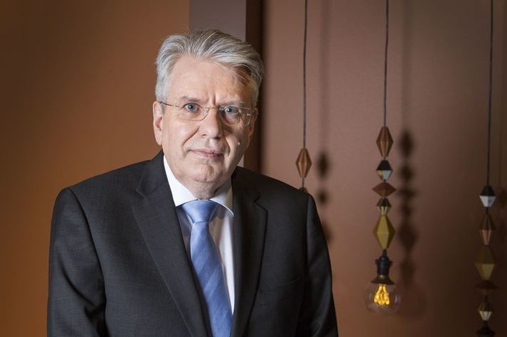 Ástþór segist ekki munu blanda sig frekar í málið og að enginn hafi gefið sig fram sem sigurvegara.