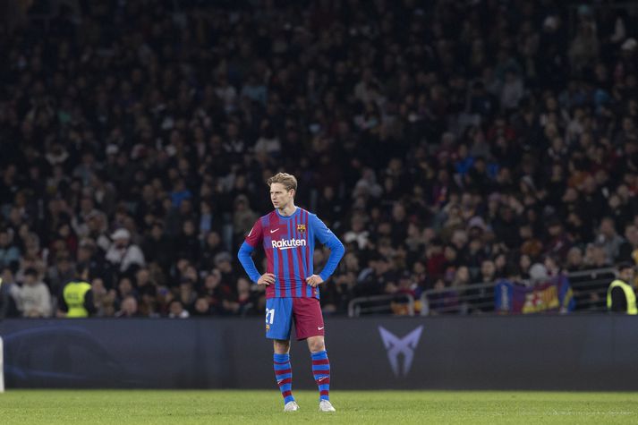 Frenkie de Jong gæti leikið með Barcelona á næsta tímabili þrátt fyrir sögusagnir um annað.