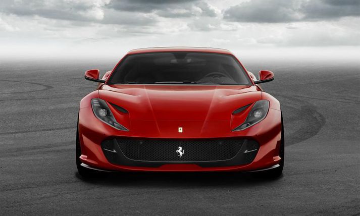 Ferrari 812 Superfast er með 798 hestafla rokk.