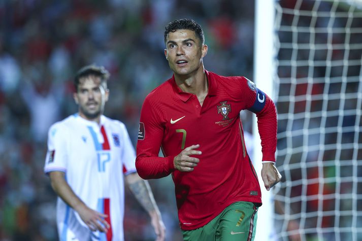 Cristiano Ronaldo heldur bara áfram að skora.