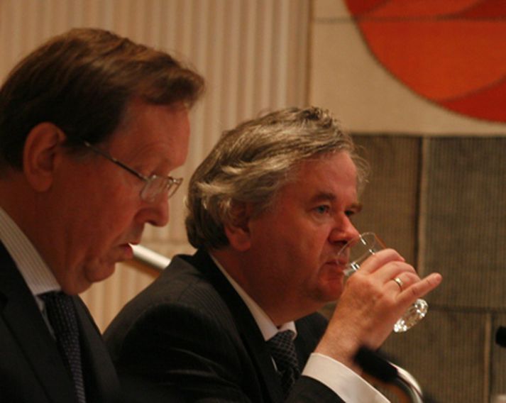 Eiríkur Guðnason og Davíð Oddsson munu væntanlega láta af störfum á morgun.