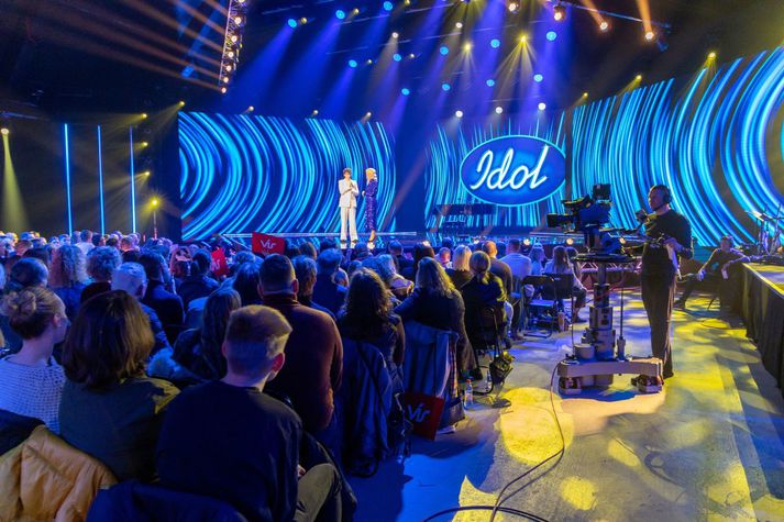 Uppselt er á fyrsta úrslitakvöld Idol sem verður í beinni útsendingu í Fossaleyni næstkomandi föstudag. Saga Matthildur bar sigur úr býtum í fyrra.