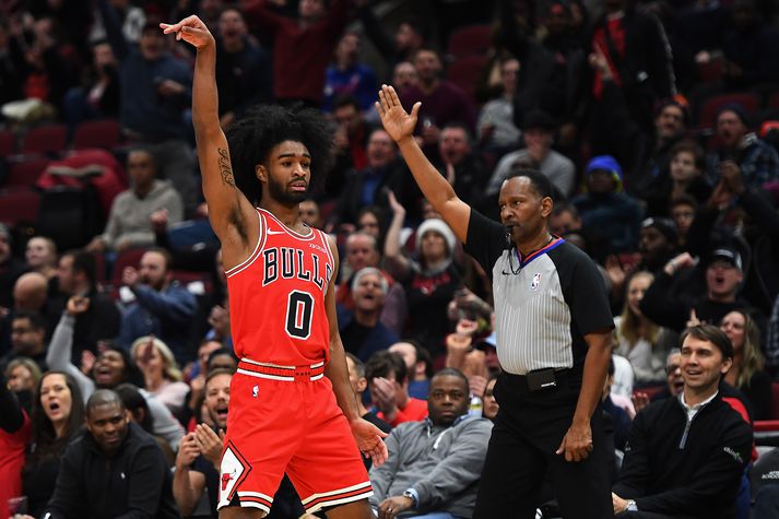 Coby White setti niður sjö þrista í 4. leikhluta gegn New York Knicks.