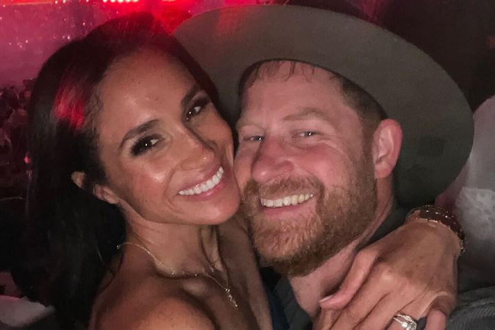 Meghan Markle hertogaynja af Sussex og Harry Prins voru ástfangin upp fyrir haus á Beyoncé tónleikum.