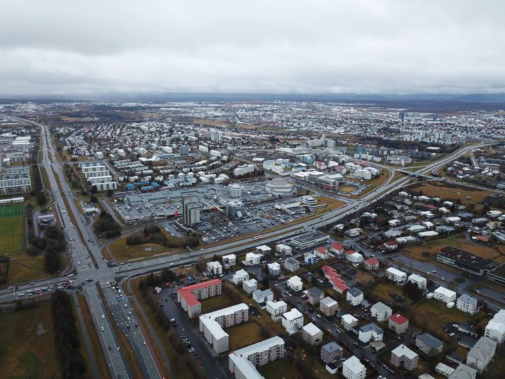 Ský, þoka og súld á höfuðborgarsvæðinu í dag.