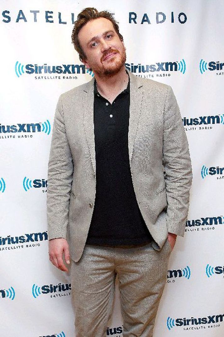 Jason Segel hefur gaman af því að spinna á tökustað.
nordicphotos/getty