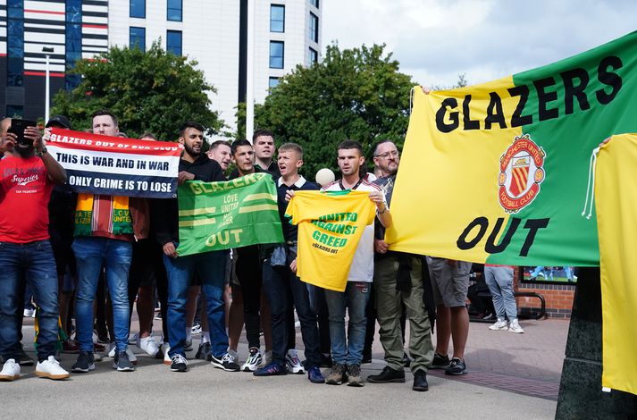 Stuðningsmenn Manchester United mótmæla eigendum sínum sem er enn Glazers fjölskyldan.