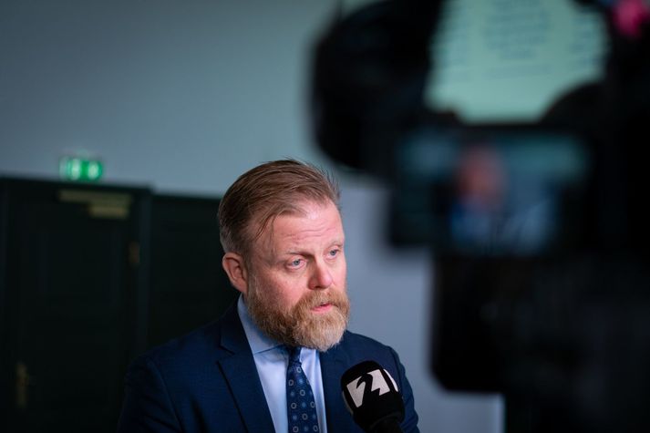 Ásgeir Jónsson seðlabankastjóri mun ásamt félögum sínum í Seðlabankanum gera grein fyrir ákvörðun peningastefnunefndar á blaðamannafundi sem hefst klukkan 9:30.