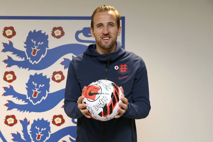 Harry Kane tók boltann með sér heim í kvöld.