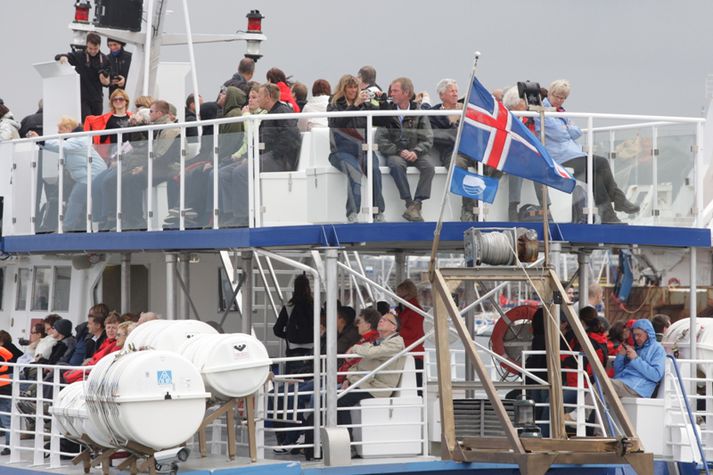 Hvalaskoðun.