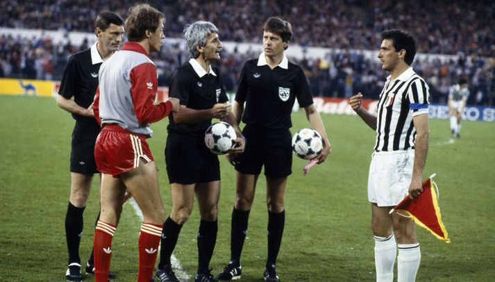 Fyrirliðar Juventus og Livepool fyrir leikinn á Heysel 1985.