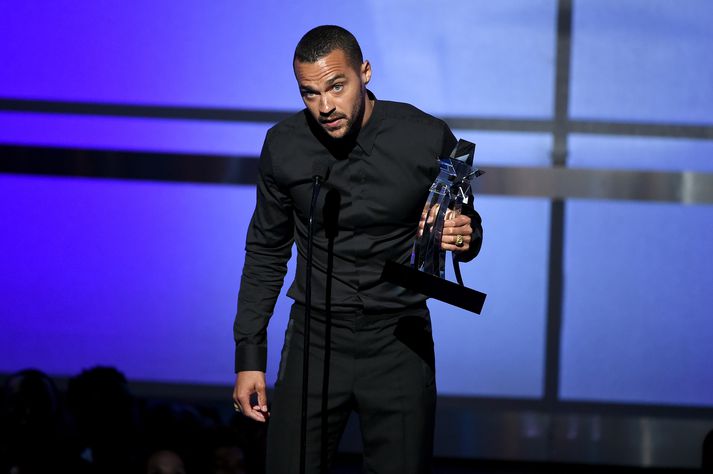 Jesse Williams flutti vægast sagt magnaða ræðu þegar hann tók við verðlaunum á BET verðlaununum.