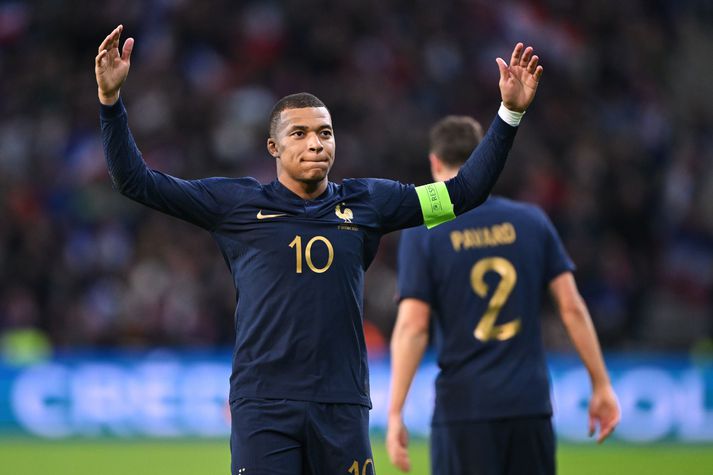 Kylian Mbappé skoraði og lagði upp í kvöld.