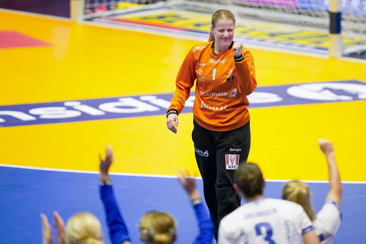 Elín Jóna Þorsteinsdóttir og stöllur í EH Aalborg tróna á toppi dönsku B-deildarinnar.