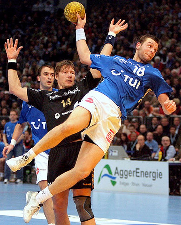 Róbert Gunnarsson í leik með Gummersbach.