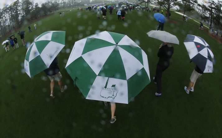 Það ringdi í dag á Augusta National.