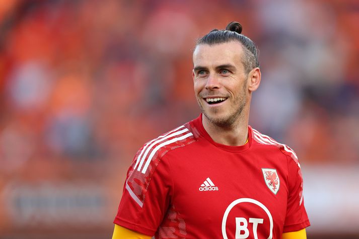 Gareth Bale ætlar sér ekki að hætta knattspyrnuiðkun alveg strax.