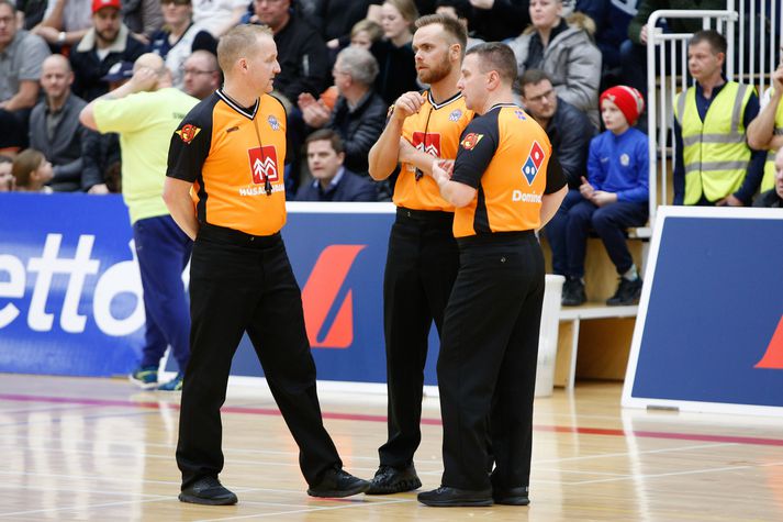 Davíð Tómas, fyrir miðju, fór ekki fögrum orðum um samstarfið við dómaranefndina í gær. Hann hafi reynt að byggja brýr en viljinn hafi ekki verið mikill hinu megin við ána.