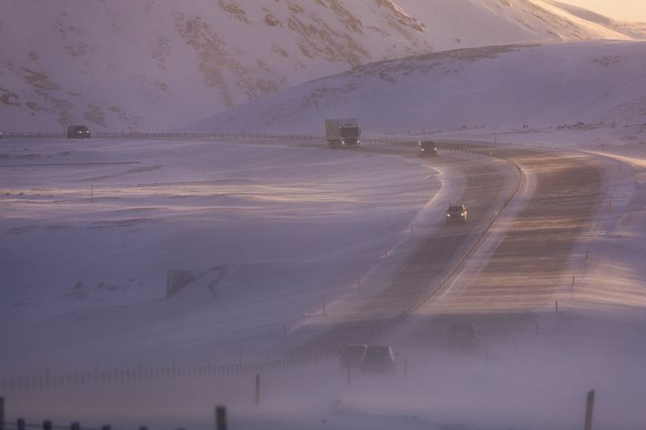 Um tíu þúsund tjón er tengjast umferðinni voru skráð á Vís á síðasta ári, eða um tuttugu og átta á dag.