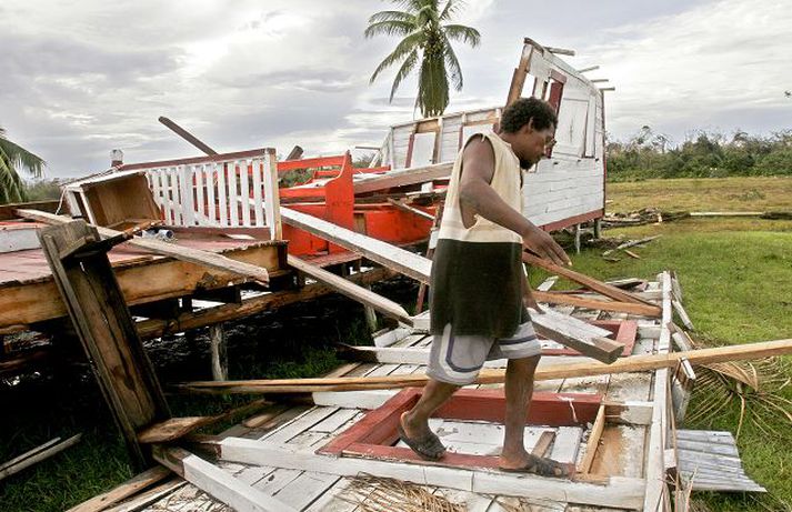 Uppbygging framundan. 
24. fellibylur ársins olli miklu búsifjum í Hondúras og í Belís og mikið starf framundan fyrir íbúa.