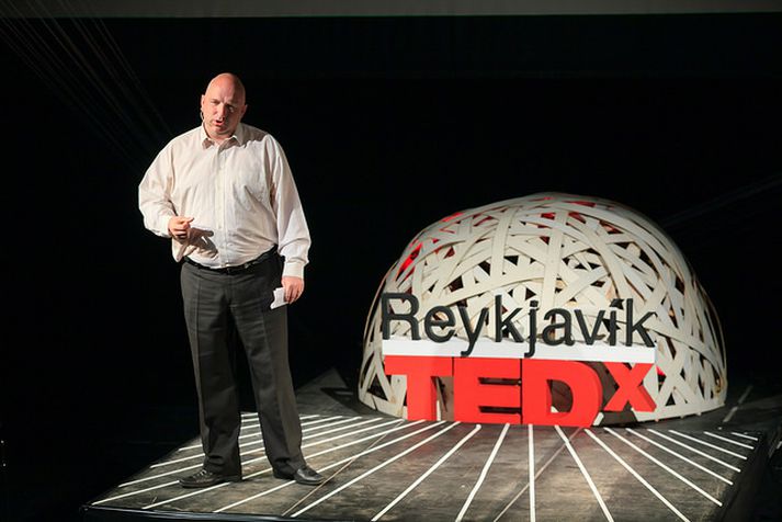 Gísli Ólafsson sinnti hjálparstarfi í Nepal og sagði sögu sína á TEDxReykjavík viðburðinum í lok maí.