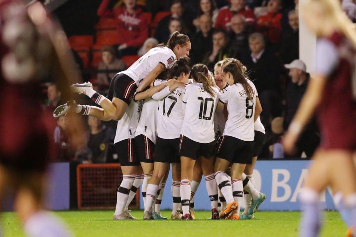 Man United kom til baka gegn Aston Villa.