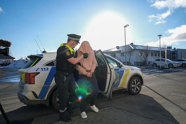 Mennirnir voru upphaflega færðir fyrir dómara og úrskurðaðir í gæsluvarðhald í mars.