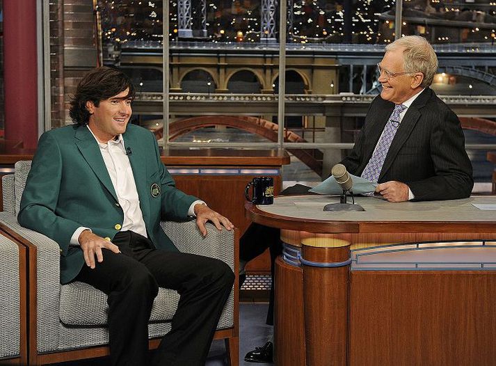 Græni jakkinn kallar á gríðarlega athygli Bubba Watson vann Masters-mótið í fyrra og hér sést hann mæta í viðtal í þætti David Letterman.