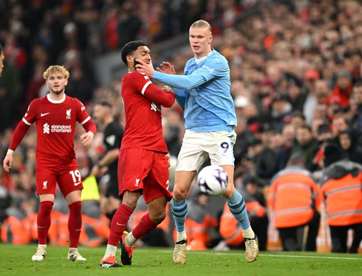 Það var hart barist á Anfield.