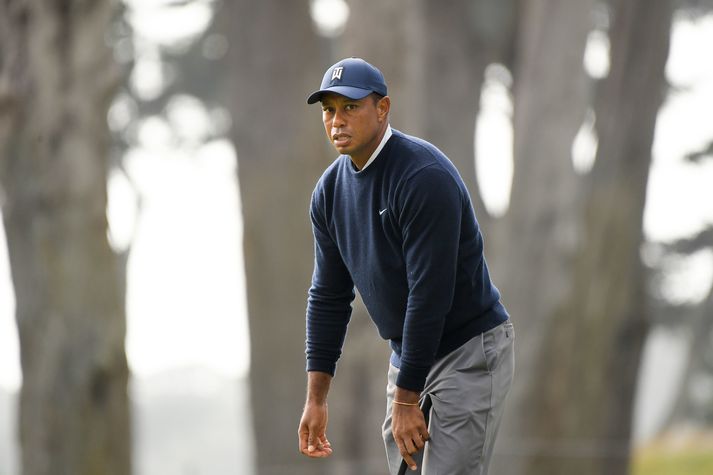 Tiger Woods var með meðvitund þegar komið var að honum á slysstað.