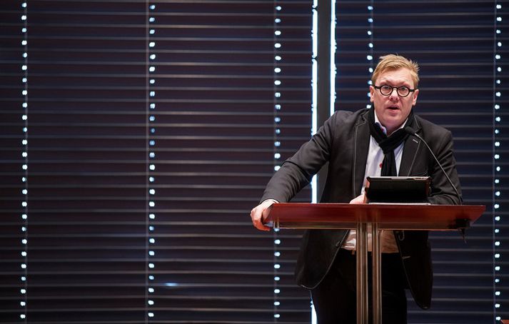 Jón Gnarr fær þakkir á samfélags- og samskiptamiðlinum vinsæla, Facebook