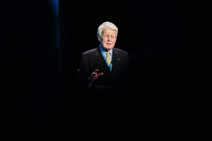 Ólafur Ragnar Grímsson er ekki sáttur með tillöguna í hinu nýja frumvarpi. 