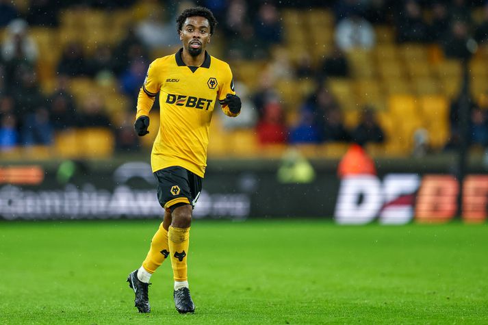 Angel Gomes og félagar í Wolves hafa unnið tvo leiki í röð í ensku úrvalsdeildinni. Í kvöld sækir liðið Brentford heim. 