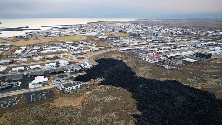 Altjón hefur verið metið í 23 húsum í Grindavík. Eigendur húsanna fá hins vegar ekki fullnaðarbætur því hluti þeirra er tekin til hliðar vegna förgunargjalds. 