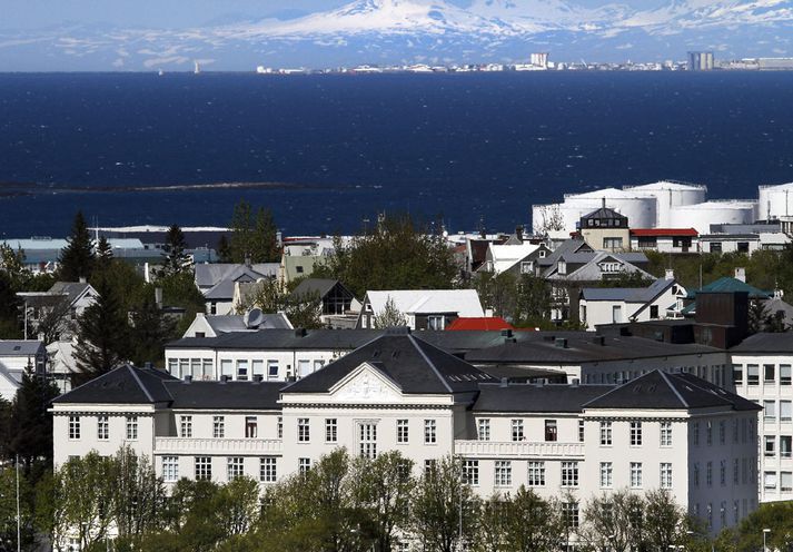 Flutningsmaður segir engu skipta hvar flugvöllur er svo fremi að sjúkrahúsið sé á góðum stað.