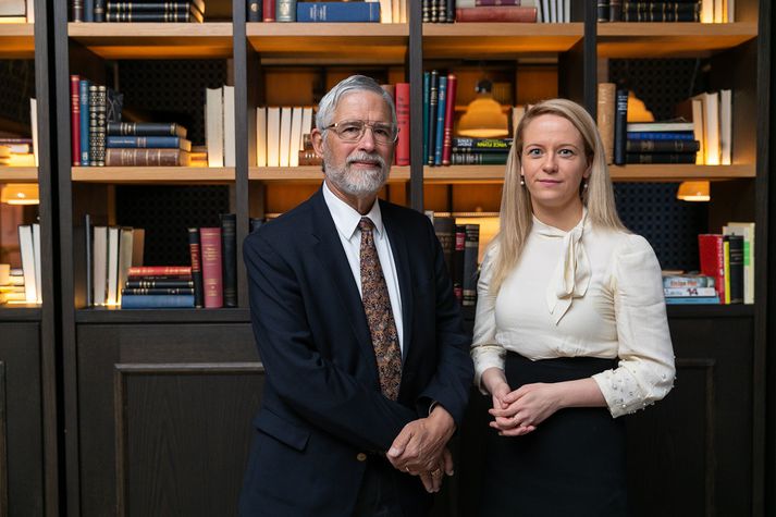 Halla og John Holdren stýra saman Norðurskautsverkefni Harvard-háskóla og vonast til þess að geta hjálpað stefnumótendum við að byggja stefnu sína á traustum grunni.