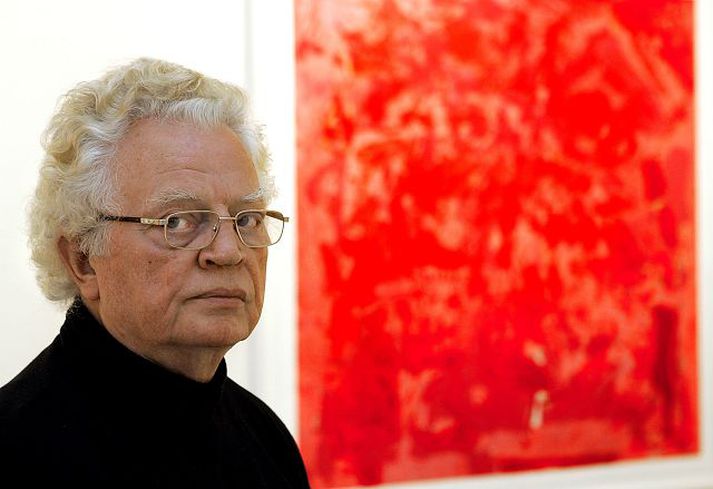 Myndlist Fyrsta yfirlitssýning á verkum Braga Ásgeisrssonar vekur mikla athygli.